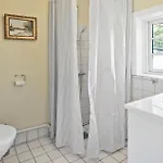 2 Bedroom Cozy In Oster Ulslev