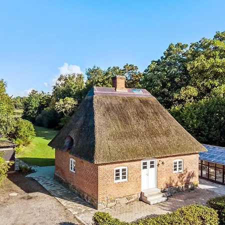 Holiday home 2 Bedroom Cozy In