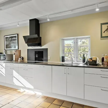 2 Bedroom Cozy In Holiday home Oster Ulslev