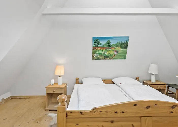 Semesterbostad 2 Bedroom Cozy In